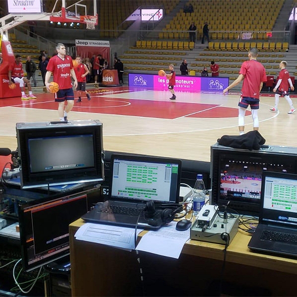 SegevSport drives mobile production on-air graphics with Bluefish444, Sonnet and Vizrt